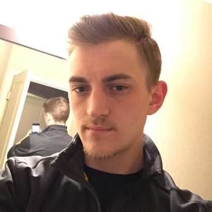 Meet your Posher, Cody